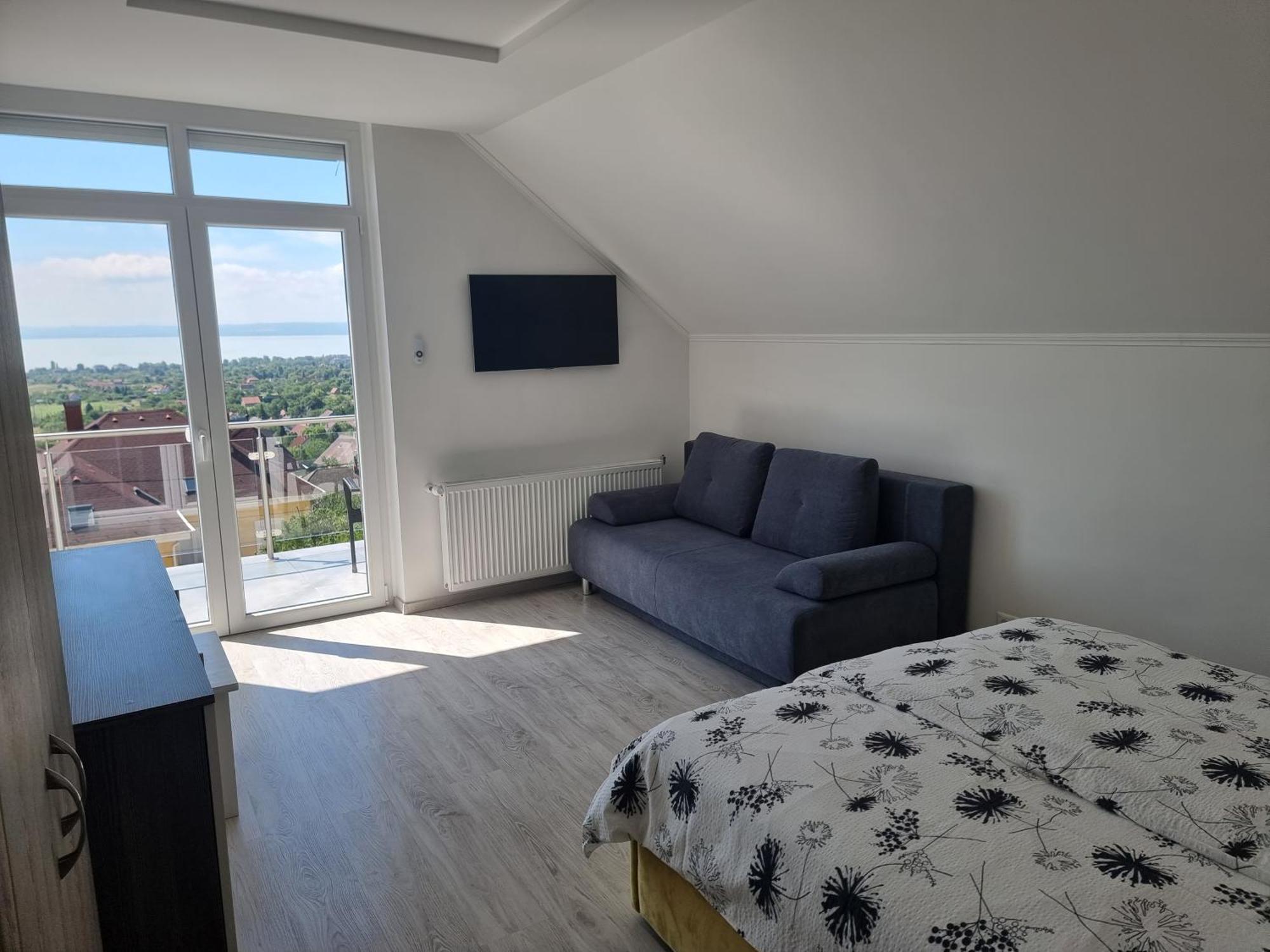Apartment Lakeview